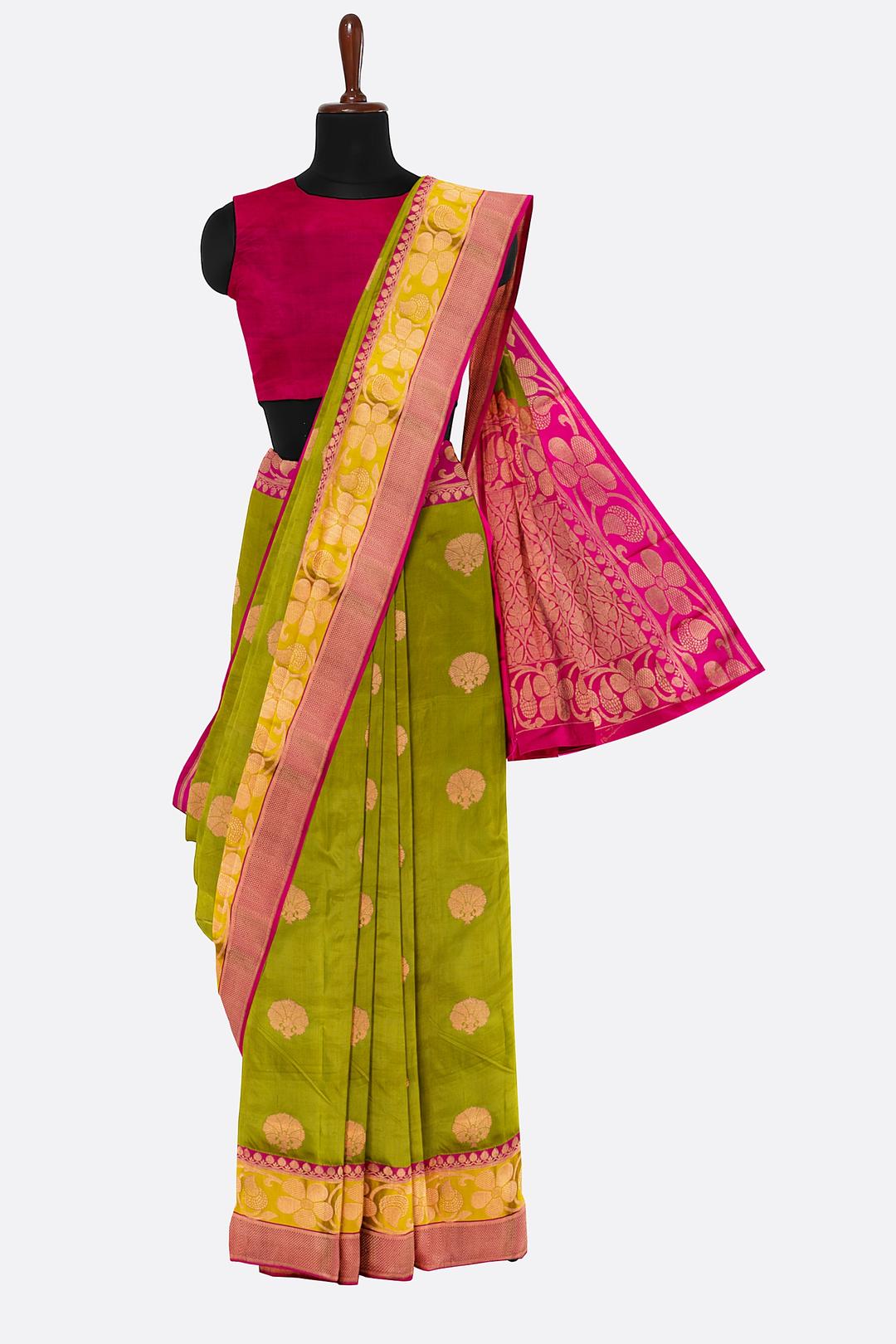 Parrot Green Woven Banaras Saree 900951